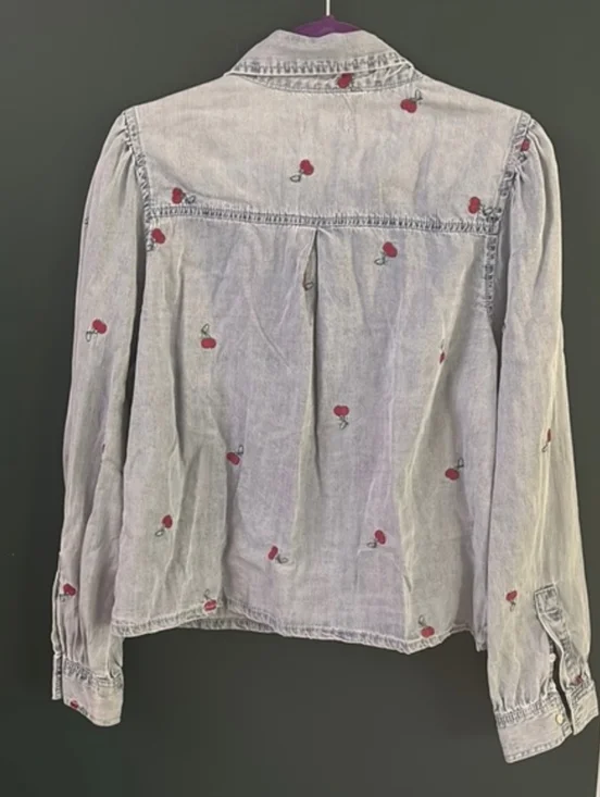 Kensie Jeans Cherry Embroidered Chambray Denim Shirt Large - Picture 5 of 7